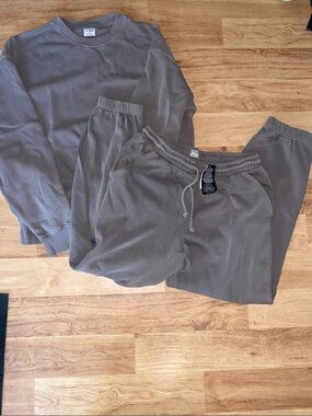 Cotton On Womens Sweatpants & Crewneck Set - Taupe